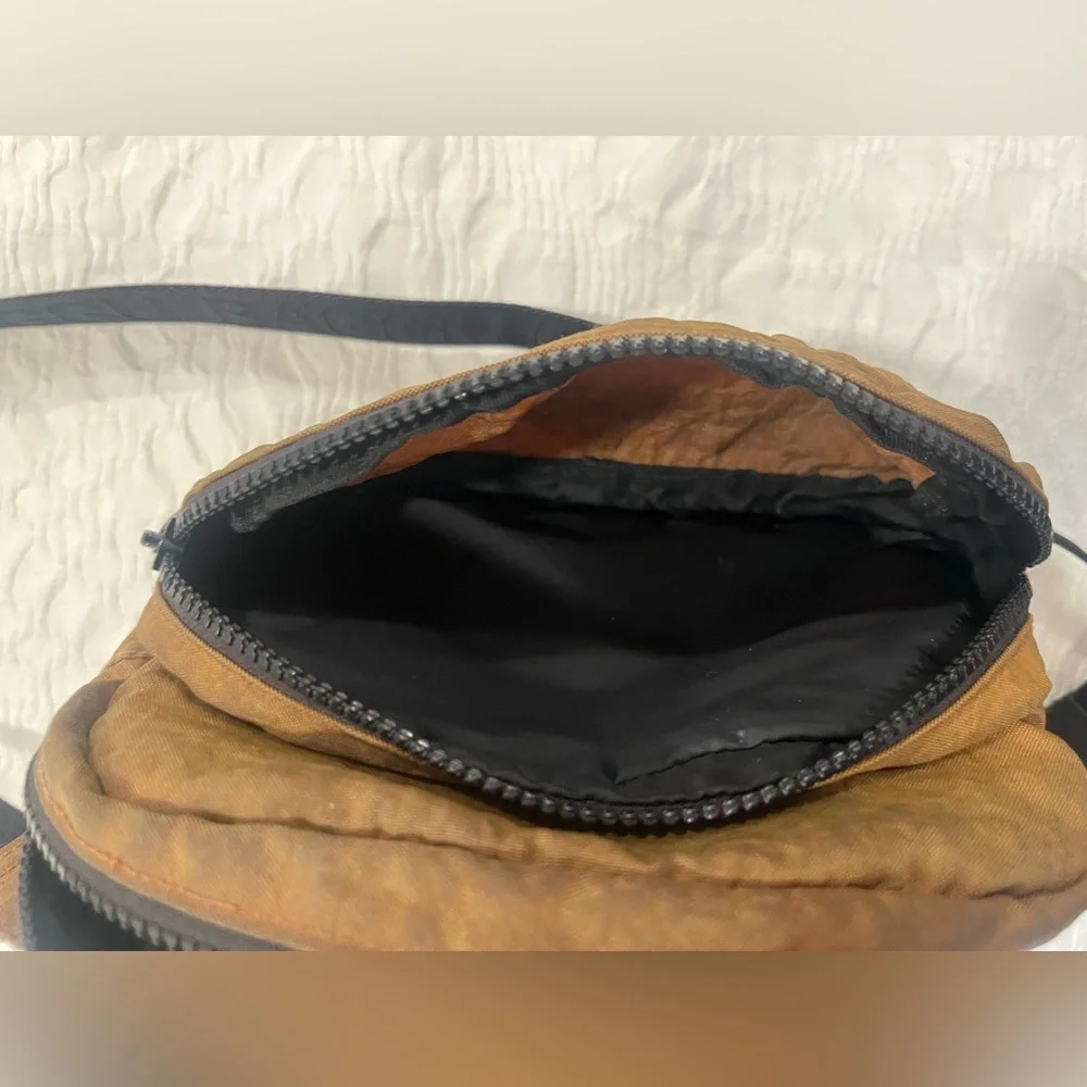 Baggu Fanny Pack - Picture 8 of 8